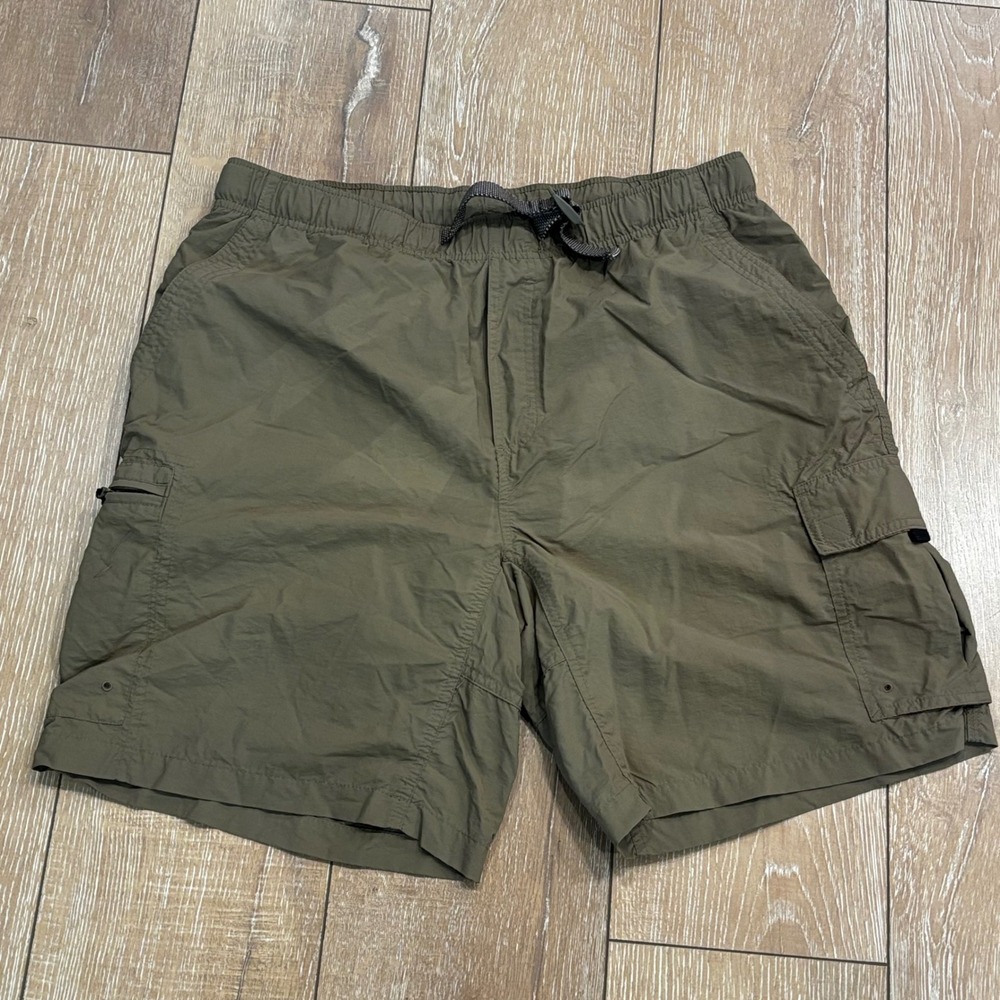 Columbia Mens Cargo Shorts Olive Green Nylon Mesh Lined Hiking Fishing Size L 9"